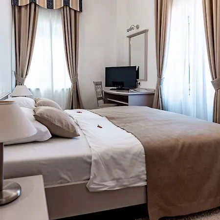 Boutique Kastel, Wellness & Spa, Pet Friendly Motovun