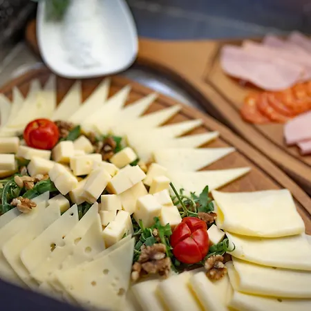 Ξενοδοχείο Boutique Kastel 3*