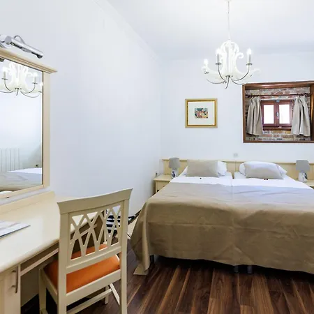 Boutique Kastel 3*