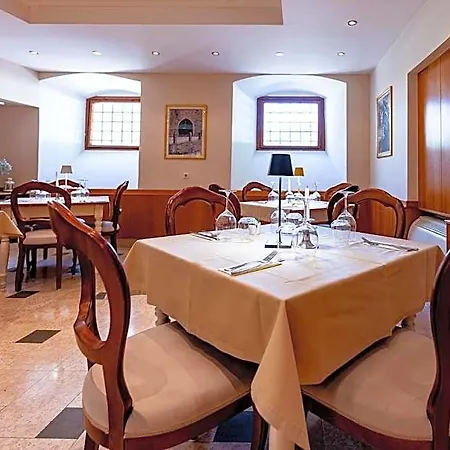 Boutique Kastel, Wellness & Spa, Pet Friendly Szálloda Motovun